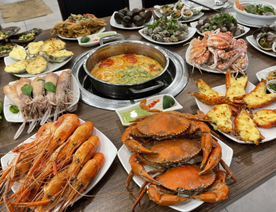 MẸO CHỌN MUA HẢI SẢN TƯƠI NGON KHI ĐI DU LỊCH (1) (1)